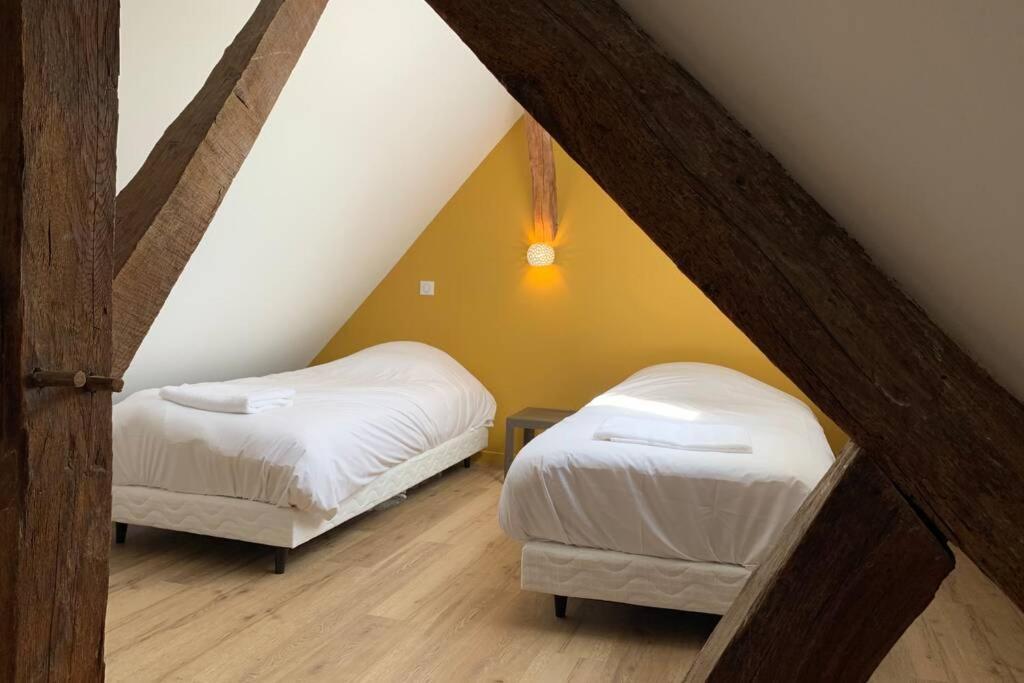 Apartmán Le Cheval Bixio Beaune  Exteriér fotografie