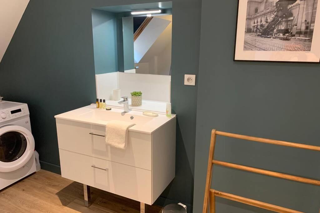 Apartmán Le Cheval Bixio Beaune  Exteriér fotografie